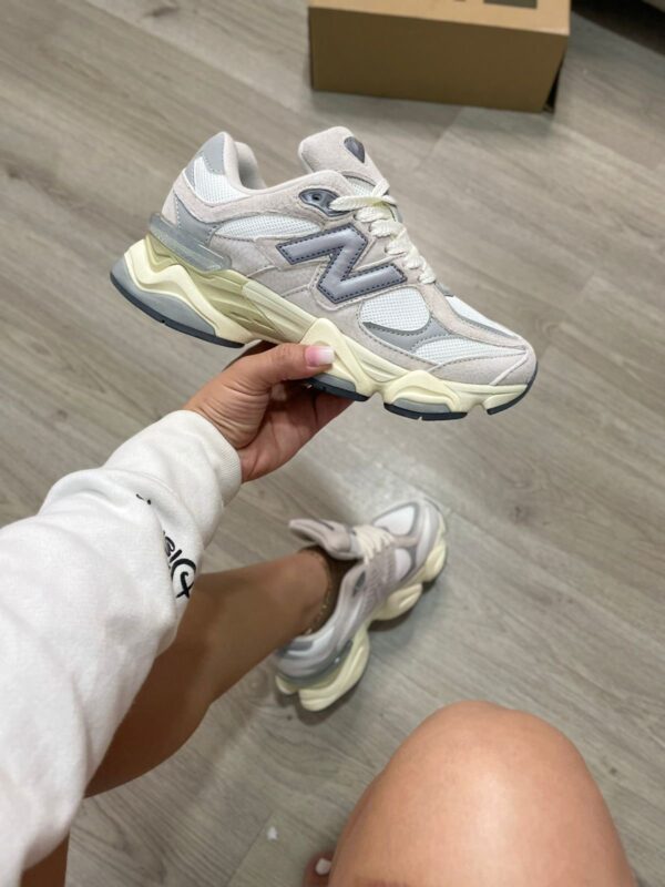 New Balance 9060 Mujer